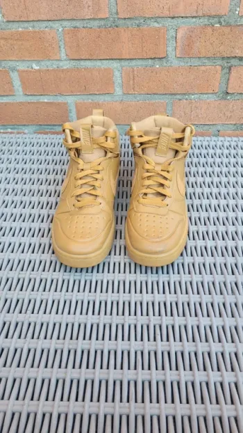 Baskets Nike taille 40