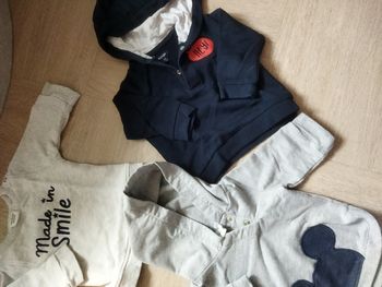 Lot 3 pulls bébé