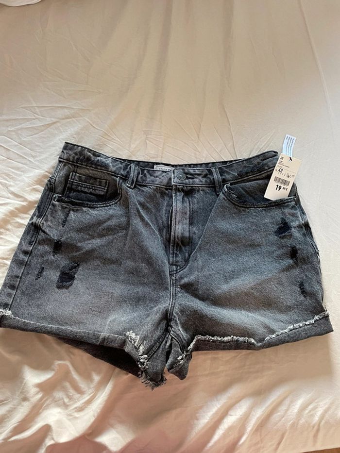 Short en jean noir