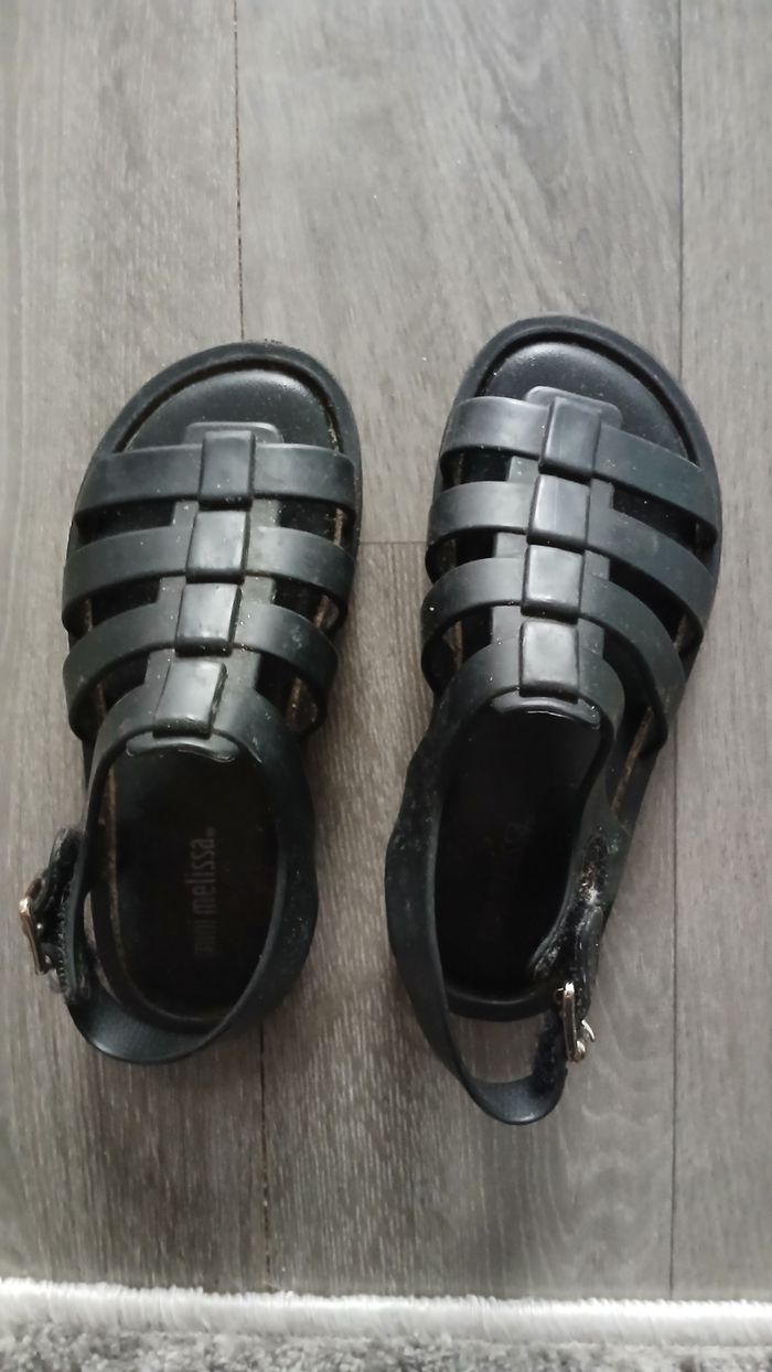 Sandale Mini Melissa taille 25/26 - photo numéro 1
