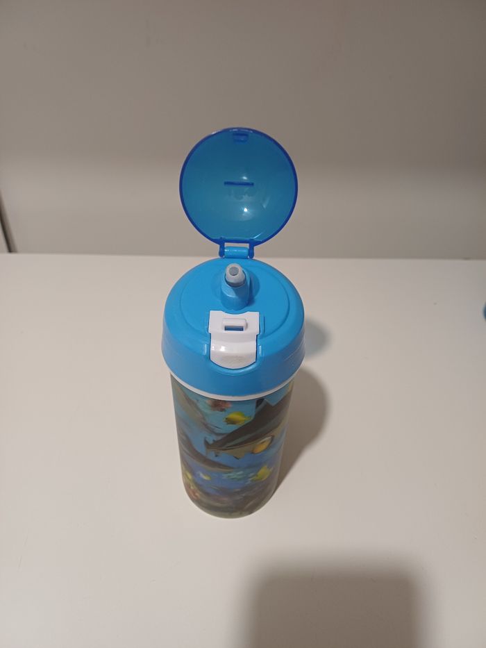 Gourde en plastique requin 3D - photo numéro 5