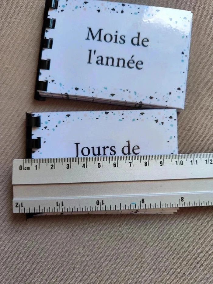 Lot de 2 petits carnets jours et mois de l'année - photo numéro 5