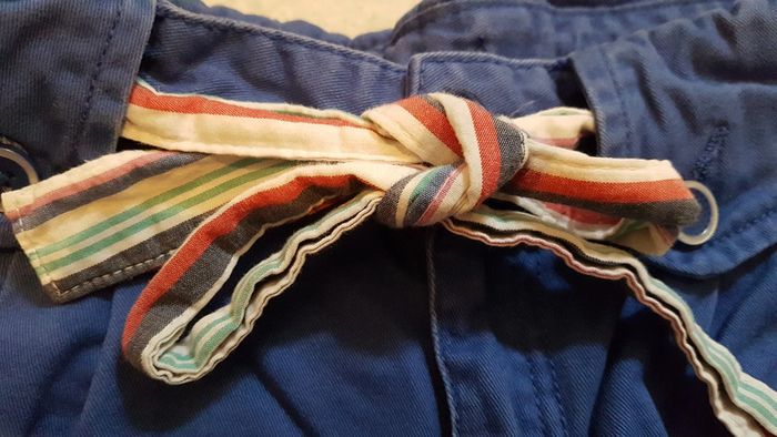 Short avec ceinture 8 ans - photo numéro 3