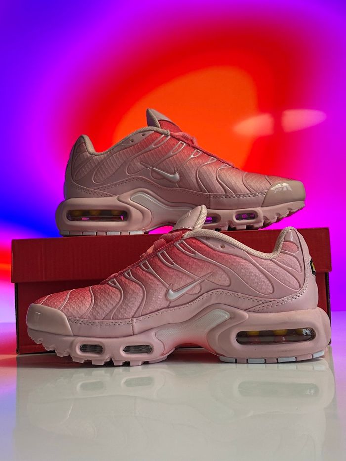 Nike Tn Air Max Plus neuves taille 38  avec boîte – envoi express - photo numéro 2
