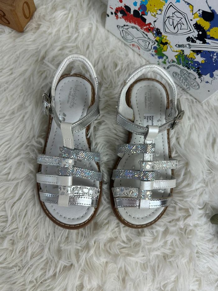 Paire de sandales argentés et blanches Babybotte taille 28 - photo numéro 3