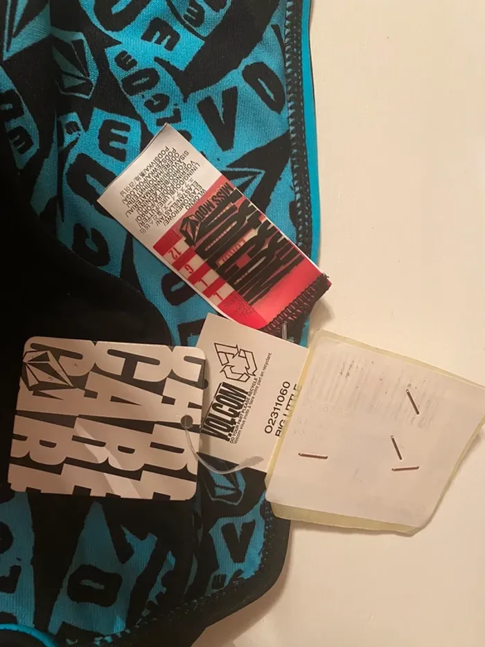 Bas maillot de bain Volcom NEUF avec étiquette - vêtement femme - photo numéro 3