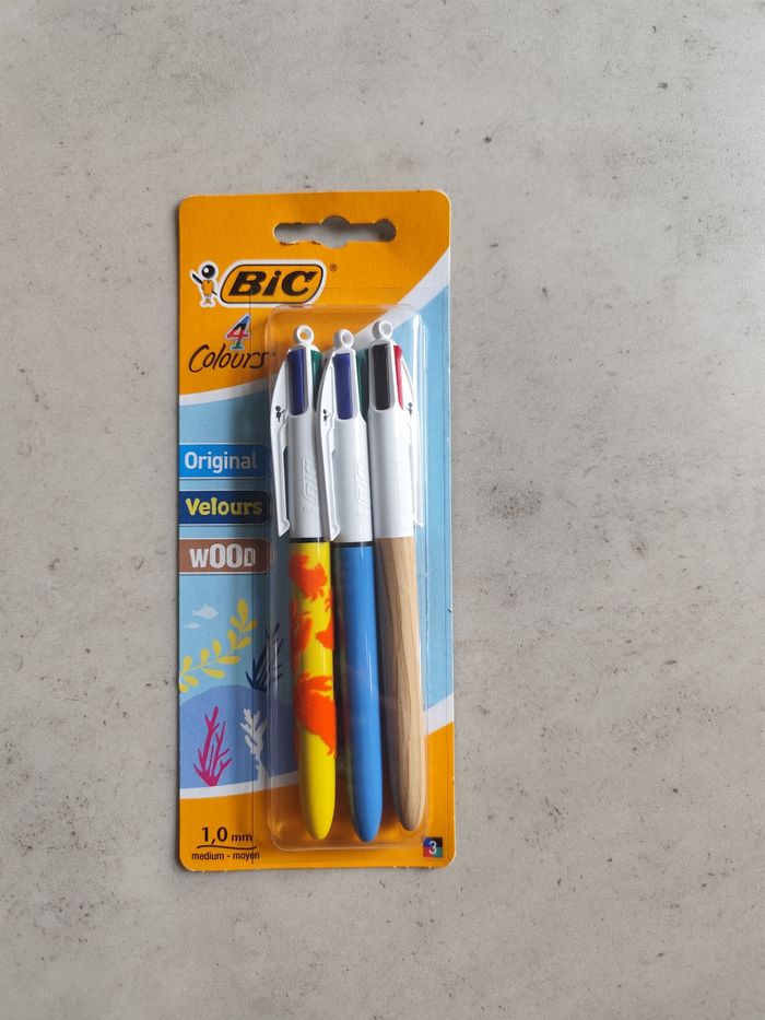 Stylo 4 couleurs BIC