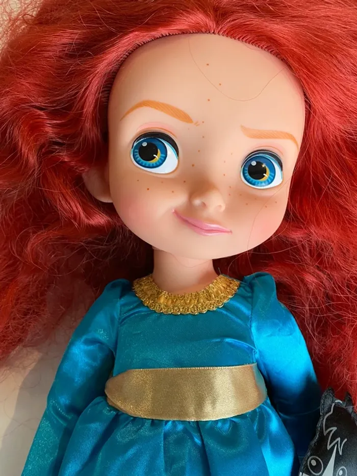 Poupée Disney rebelle - photo numéro 2