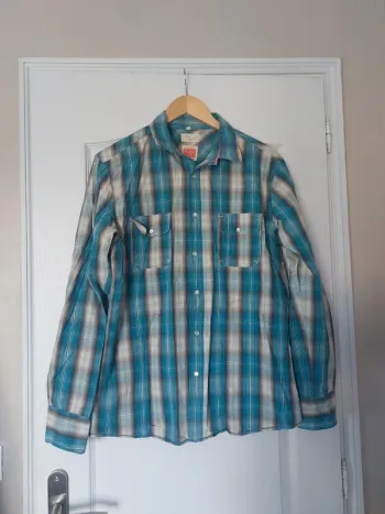 Chemise à carreaux manches longues