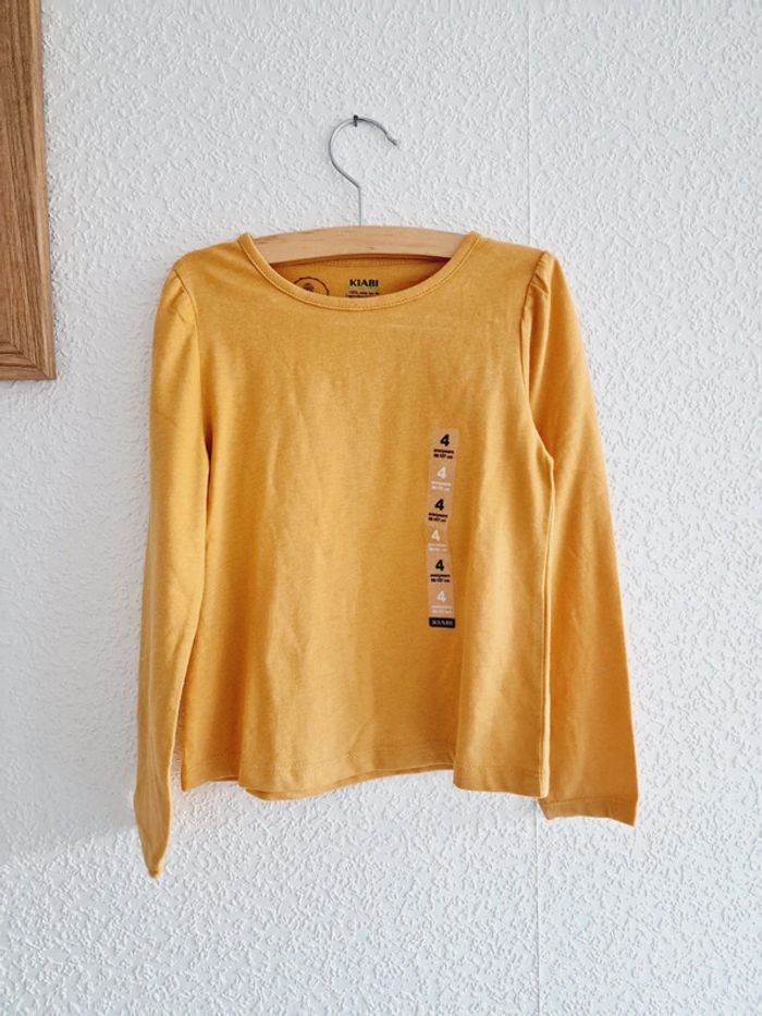 Kiabi - Tee-shirt manches longues, col rond - Neuf avec étiquette ! (4 ans) - photo numéro 2