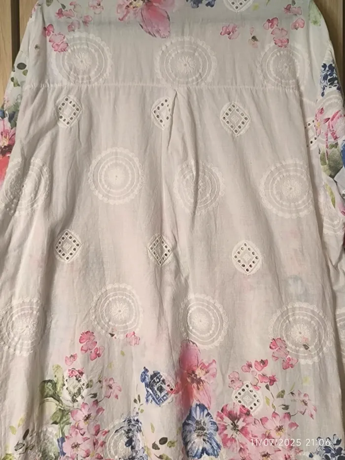 Chemise fleurie - photo numéro 5