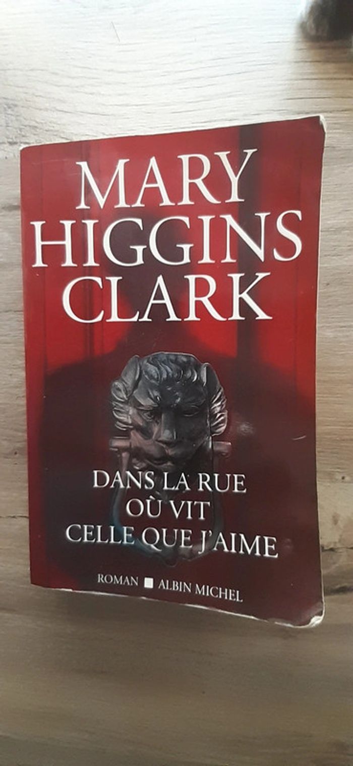Livre Dans la rue où vit celle que j'aime