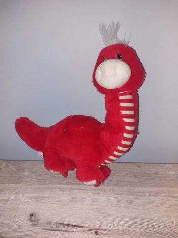 Peluche dinosaure