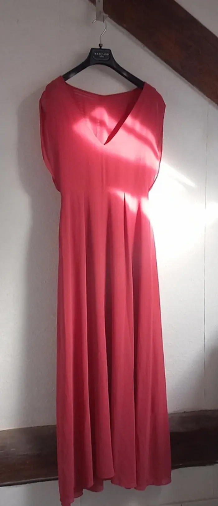 Robe de cocktail SISLEY couleur vieux rose