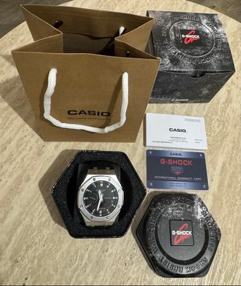 G-Shock GM-2100 métal argent – Modèle spécial – Neuve