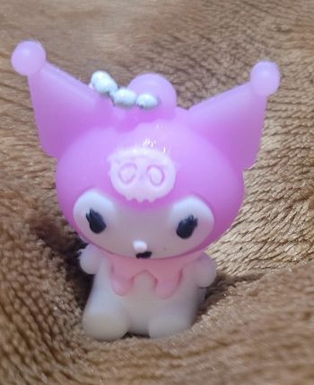 Figurine porte-clés Kuromi sanrio