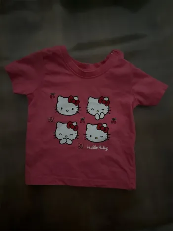 Joli t-shirt hello kitty x2