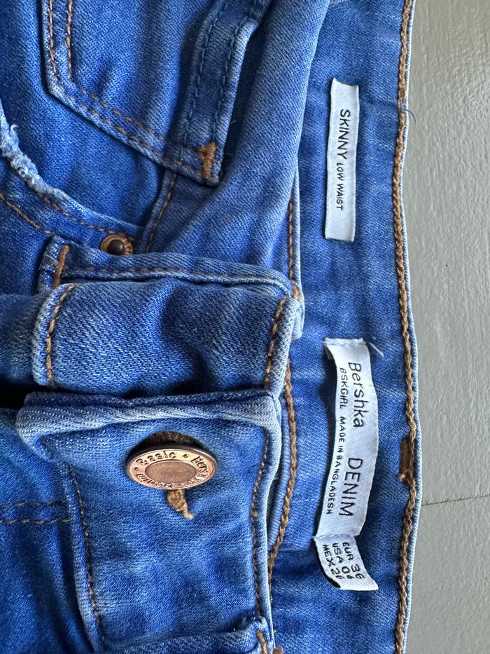 Magnifique jean bleu Bershka denim taille 36 - photo numéro 6