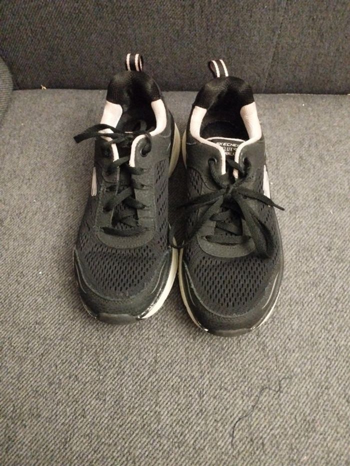 Skechers taille 36