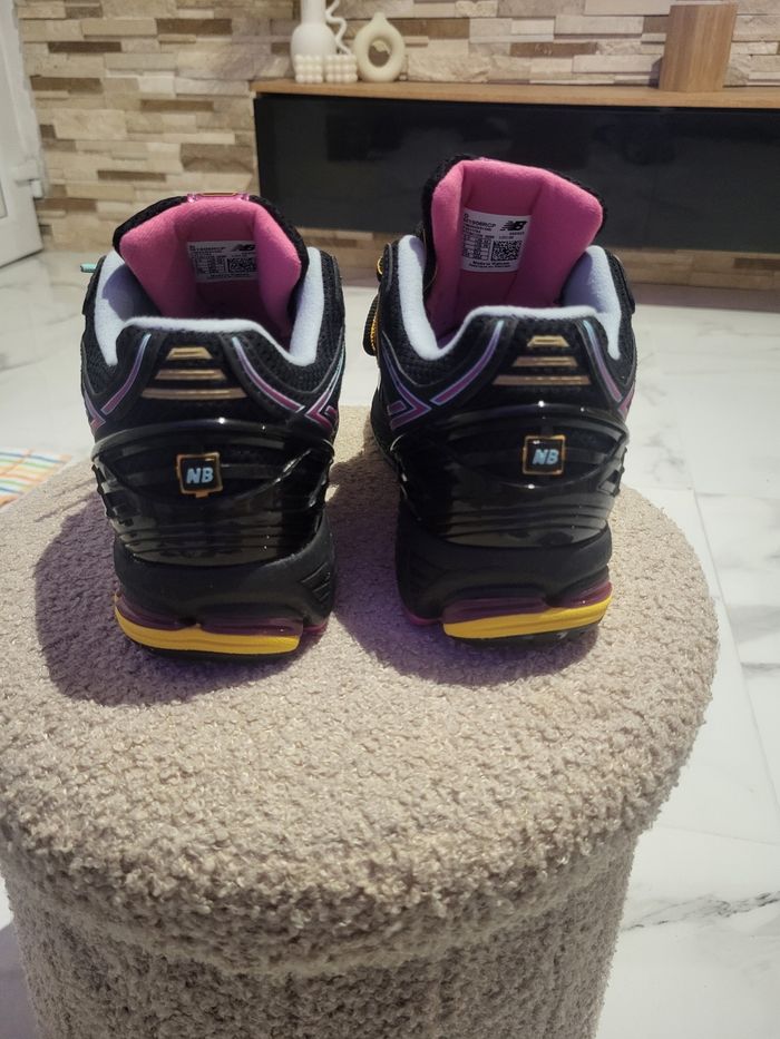 Basket running New balance neon night 1906r - photo numéro 4