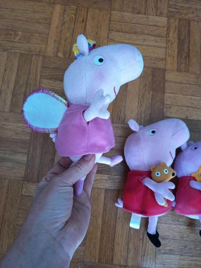 lot 4 peluches Peppa pig - photo numéro 7