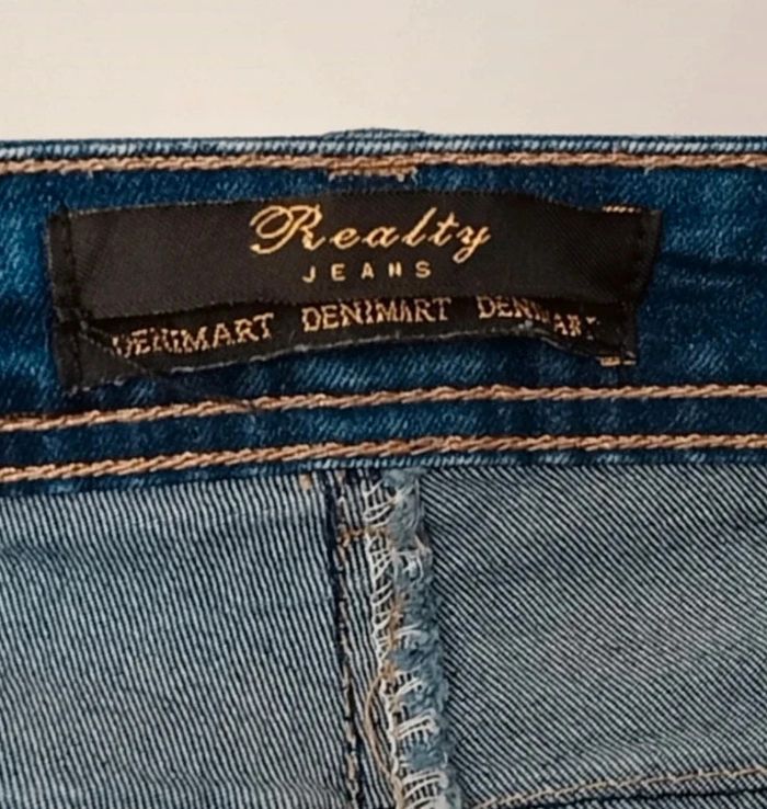 Jean skinny troué sur dentelle et strass 38 - photo numéro 5