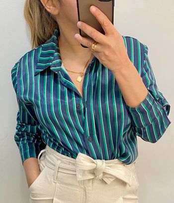 Jolie Chemise Fluide Ample Satinée À Rayures Taille 40