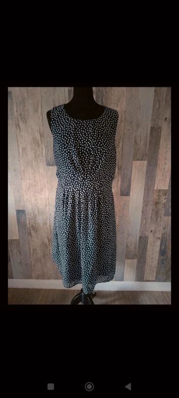 Robe à pois bleu marine paprika 44