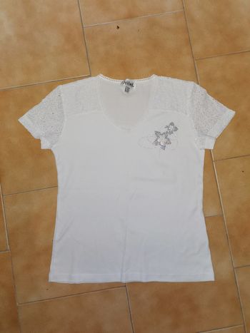 Tee shirt mc dentelle et strass