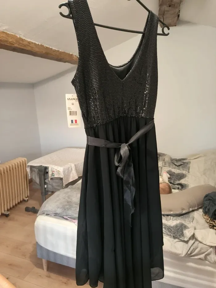Robe soirée haut à paillettes - photo numéro 2