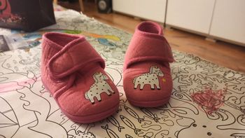 Chaussons roses Licorne taille 21