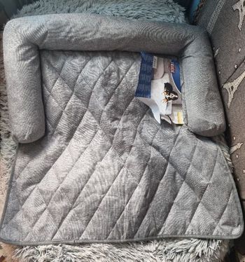 Sofa-lit gris Trixie 90X90cm ( chien ou chat )