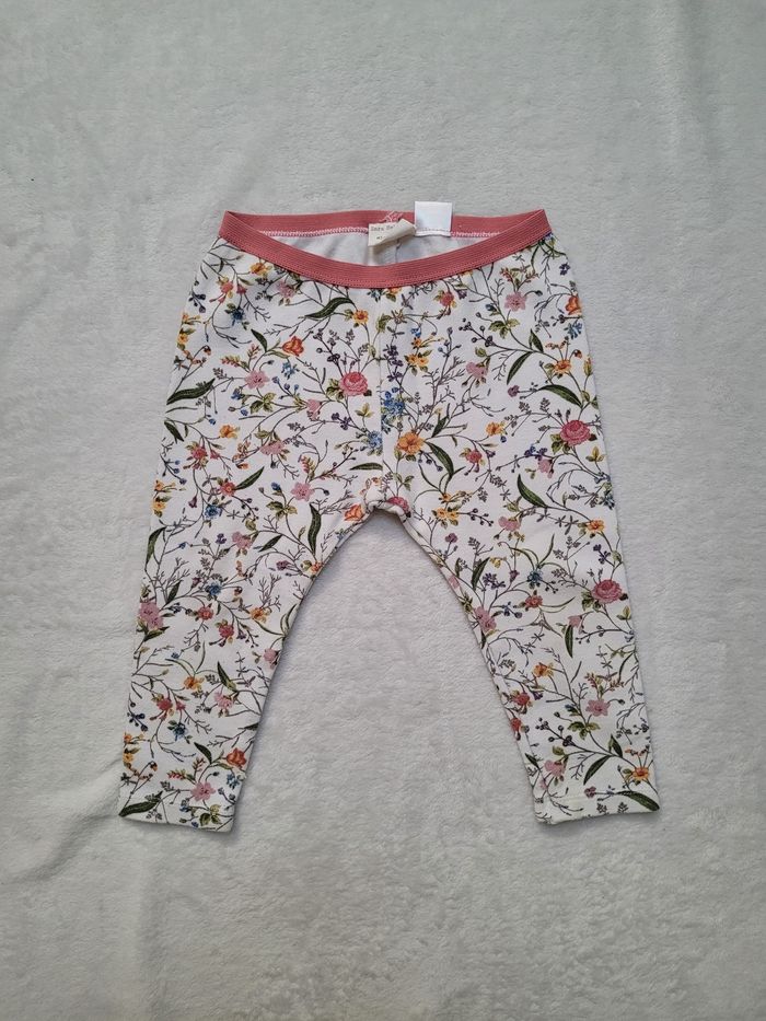 Legging Zara Très bon état (18/24 mois) - photo numéro 1