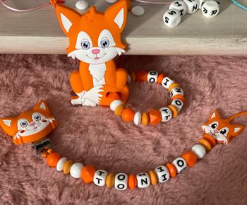 Attache tétine personnalisée