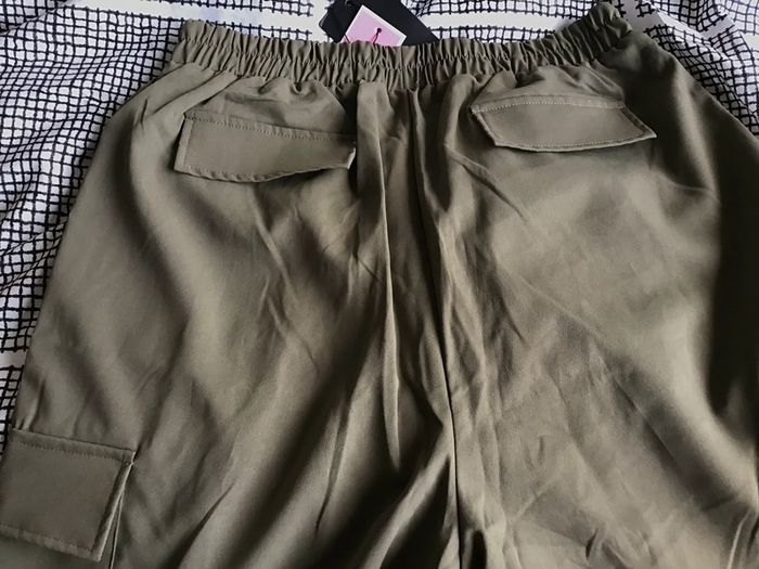 Pantalon "cargo" kaki taille élastique noté taille 16 UK = XXl, verifiez les mesures - photo numéro 7