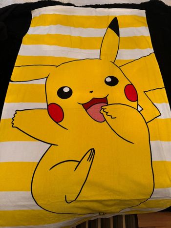 Serviette de plage Pokémon neuve