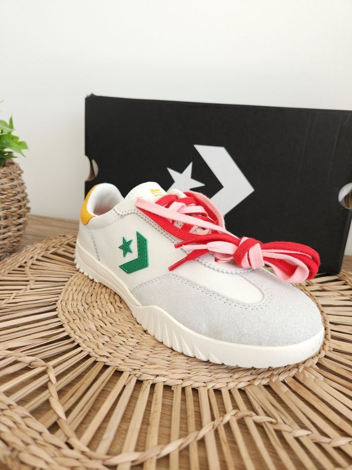 Baskets en Daim Multicolore Converse Pointure 36 - photo numéro 2