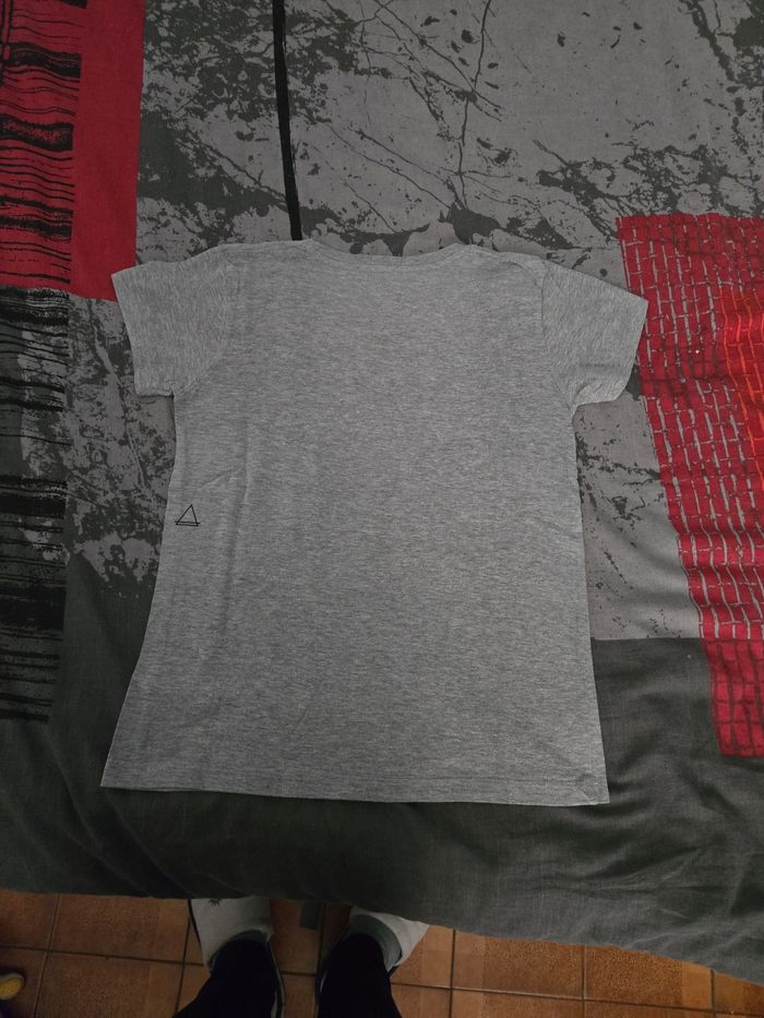 T-shirt Elevenparis en 12 ans - photo numéro 4