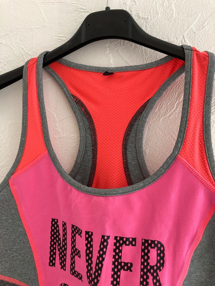 débardeur de sport - photo numéro 3