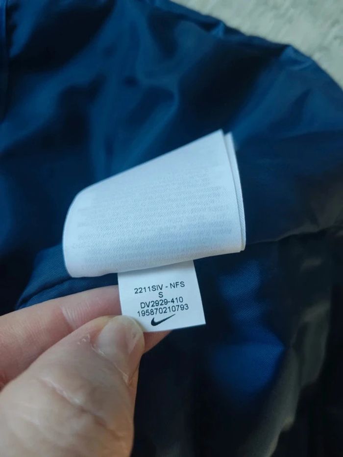 Doudoune / veste matelassée sans manches bleu marine avec poches taille S Nike neuve - photo numéro 7