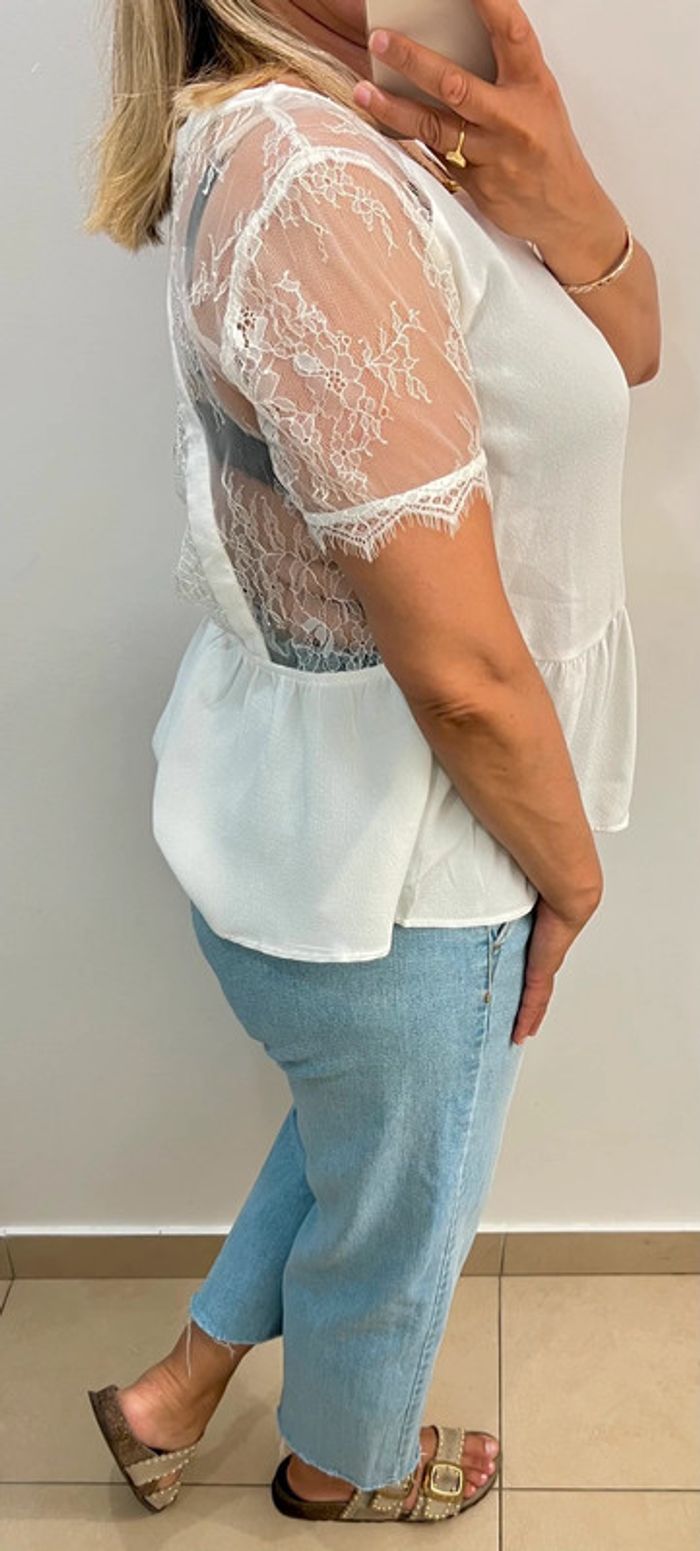 🤍 Blouse  blanche volanté en dentelle – Kilibby Taille S-M - photo numéro 5