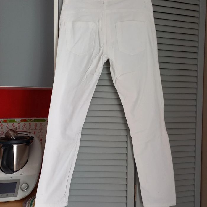 Pantalon blanc - photo numéro 3