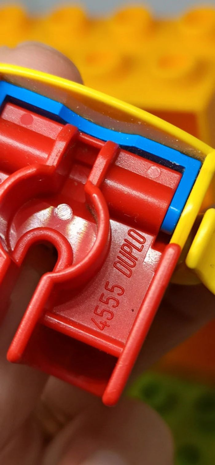 Décor lego duplo avec personnages et chat - photo numéro 16