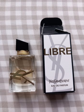 Miniature Eau De Parfum Libre Yves Saint Laurent