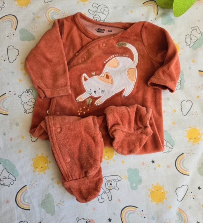 Lots de 8 pyjamas - photo numéro 3