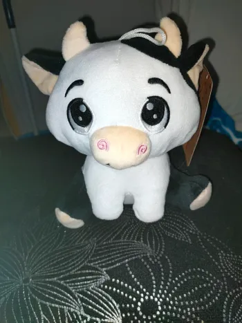 Très jolie Peluche vache Barrado