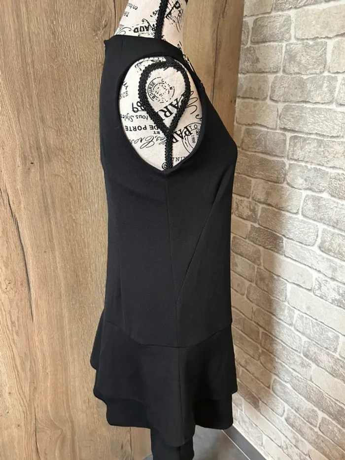 Robe noire taille 38 - photo numéro 2