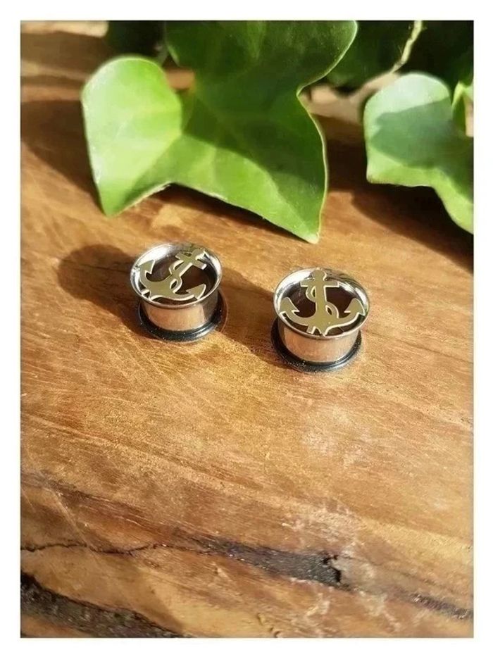 Paire d'écarteurs plugs acier ancres 12mm - photo numéro 2