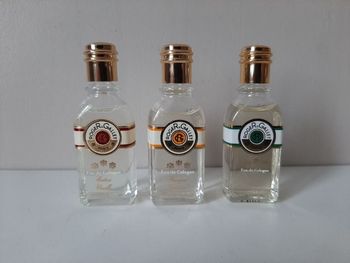 Lot de 3 miniatures de parfum. Roger Gallet