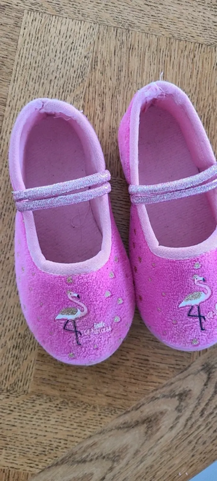 Chaussons fille taille 23 Flamand Rose - photo numéro 2